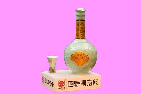 达州回收四特酒.jpg